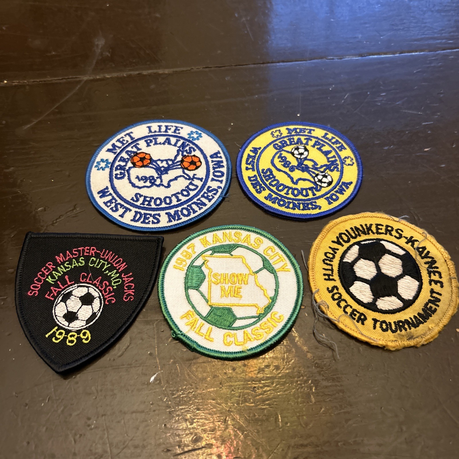 Lot Of 5 Vtg 80’s Embroidered Soccer Patches Met Life,Kansas,Des Moines Iowa