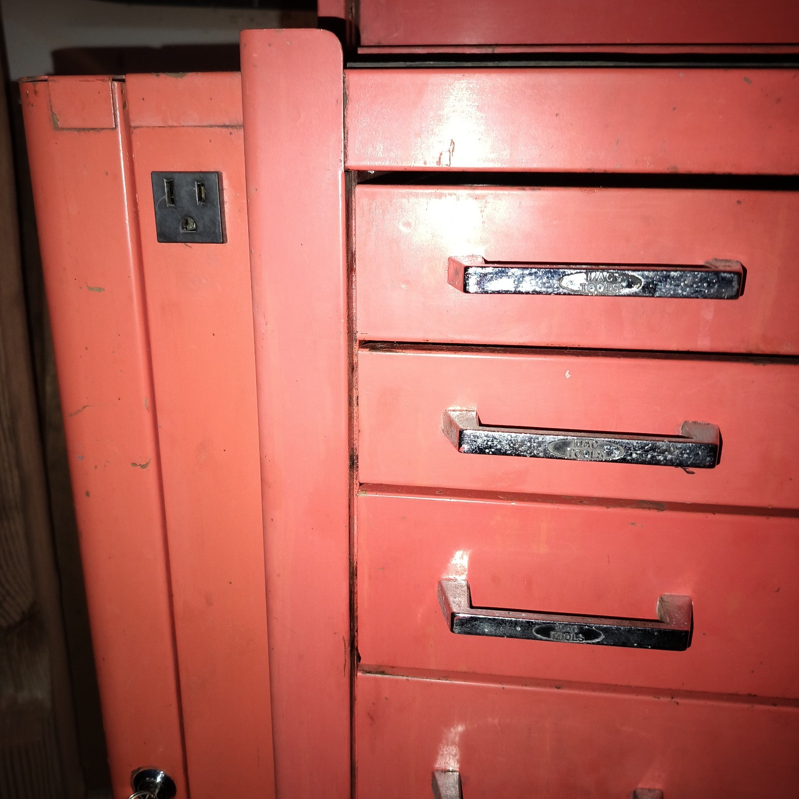 RARE! (3)1973 MAC TOOL BOXES (1) 7 Drawer (1) 6 Drawer & (1)Side Cabinet Rolling