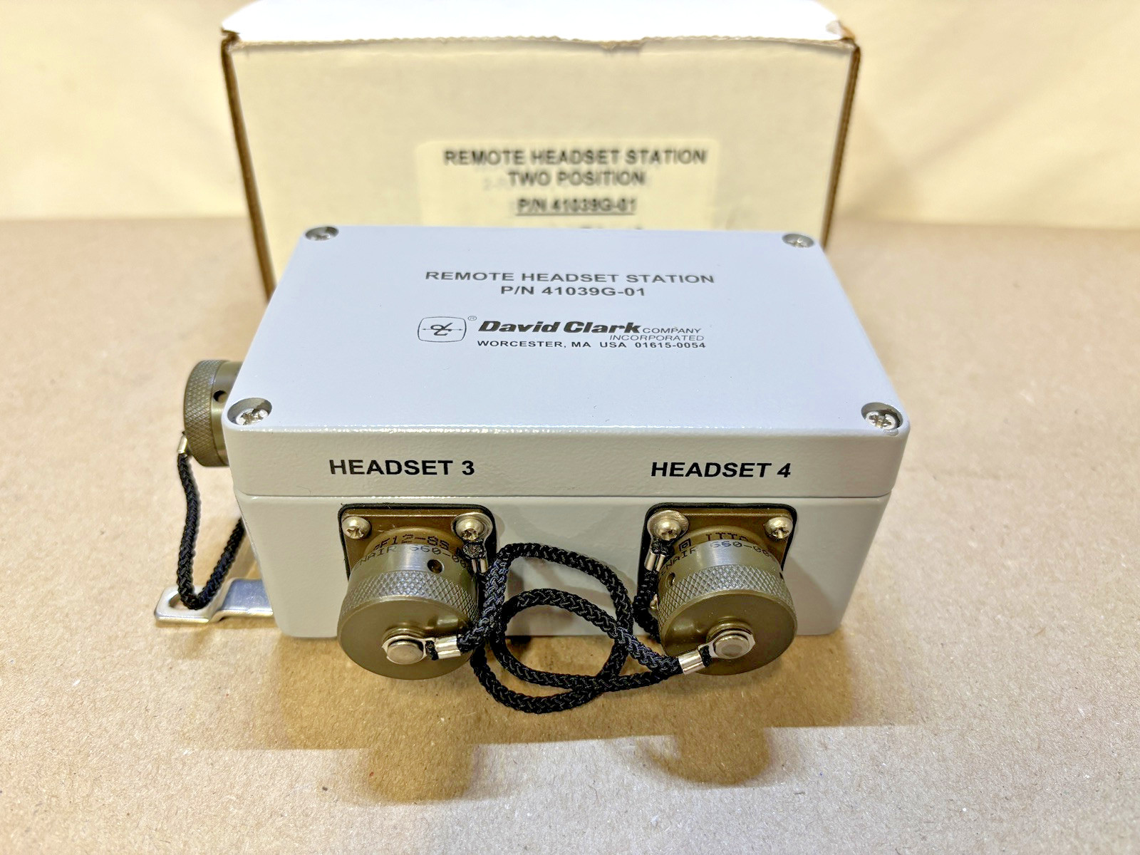 David Clark Remote Headset Station Two Position P/N 41039G-01 New Old Stock