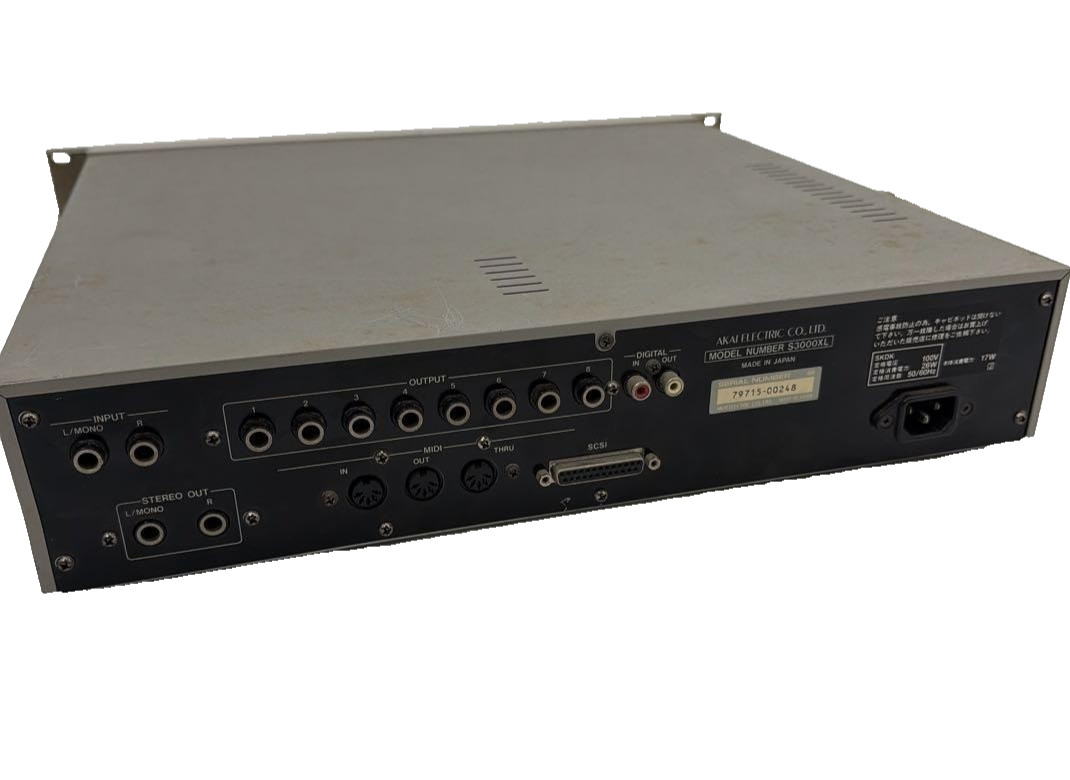 AKAI S3000XL Junk Digital Sampler Power On Only For Parts As-Is