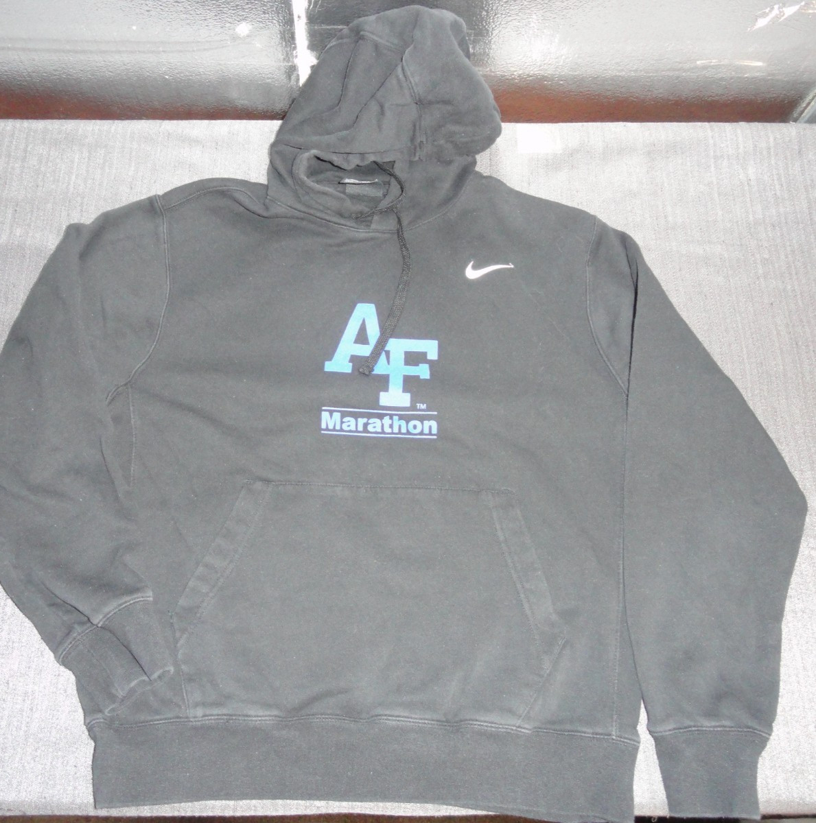 NIKE USAF USAFA AIR FORCE MARATHON PULLOVER ATHLETIC HOODIE SWEATER MEDIUM