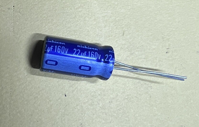 NEW Nichicon 160V 22uf  Capacitor  Qt.10