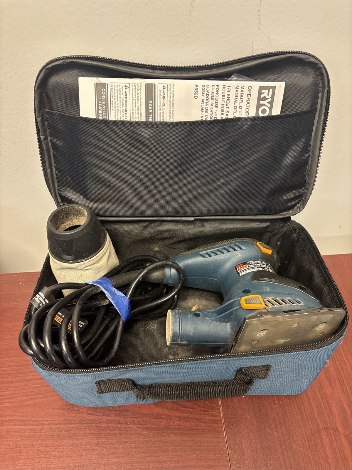 Ryobi Corded Palm Sander S652D - 1/4'' Sheet w/ Case Dust Bag & Carrying Case