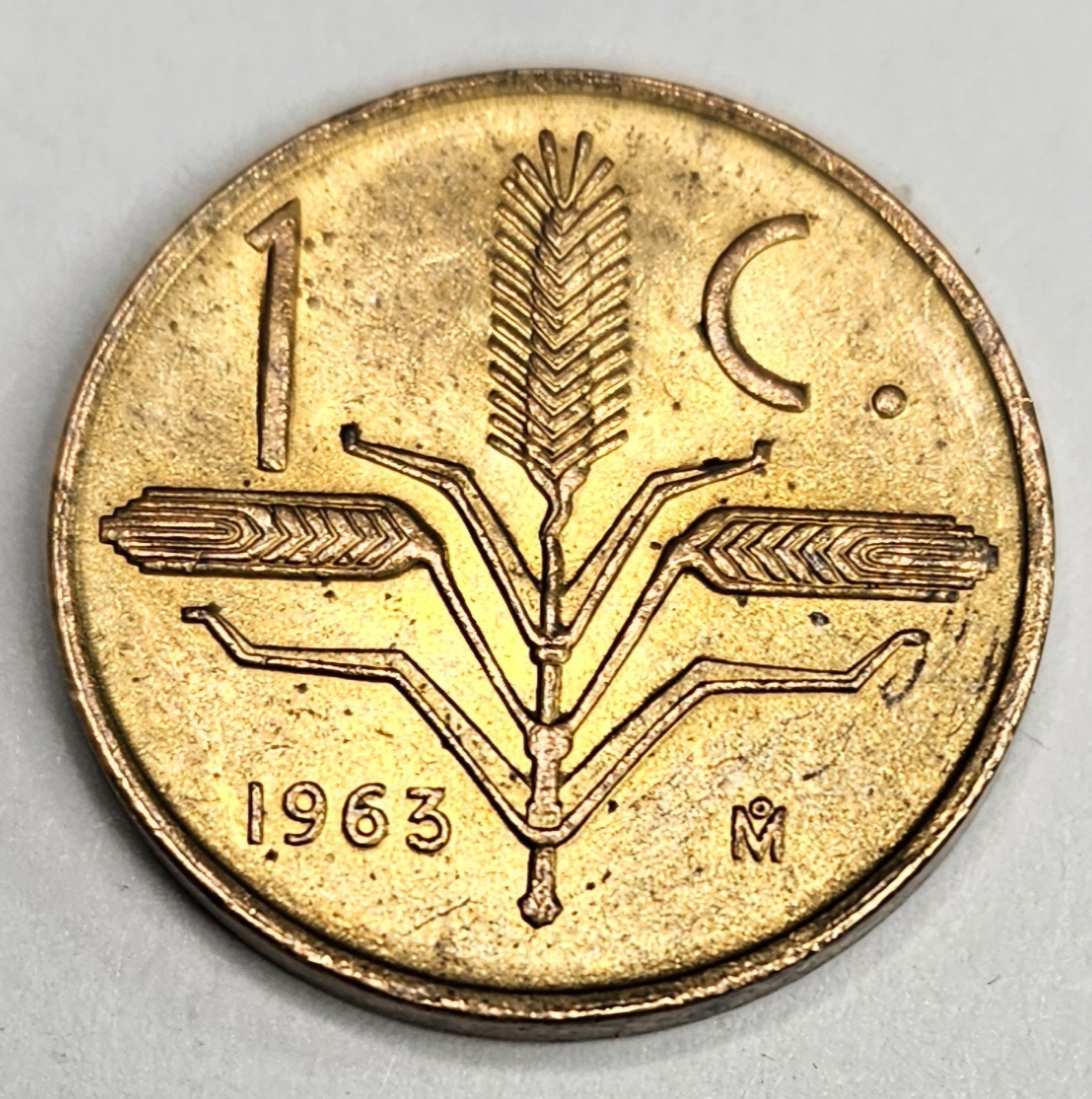 1963 Mexico 1 One Centavo - Uncirculated Mexican Brass World Coin - L4