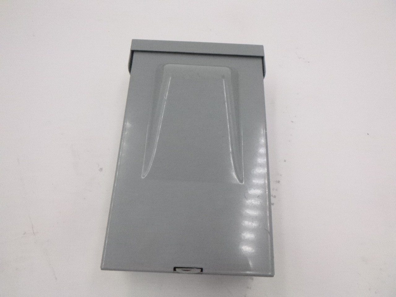 Eaton Pull-Out Disconnect Switch 60A, 2P, 120/240V Fused DPF222R