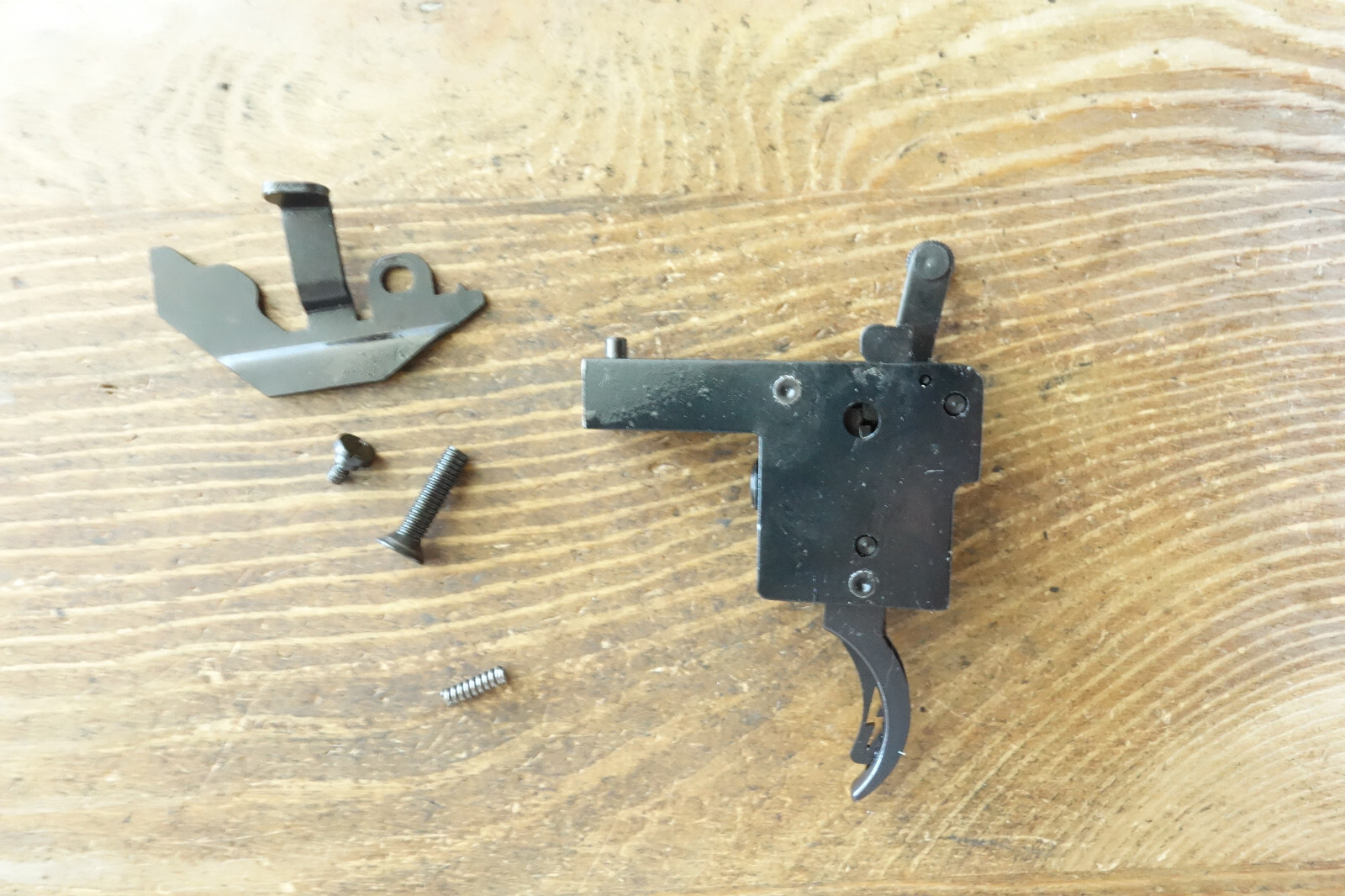 Mossberg Patriot Rifle Trigger Assembly & Bolt Stop Lightning Type