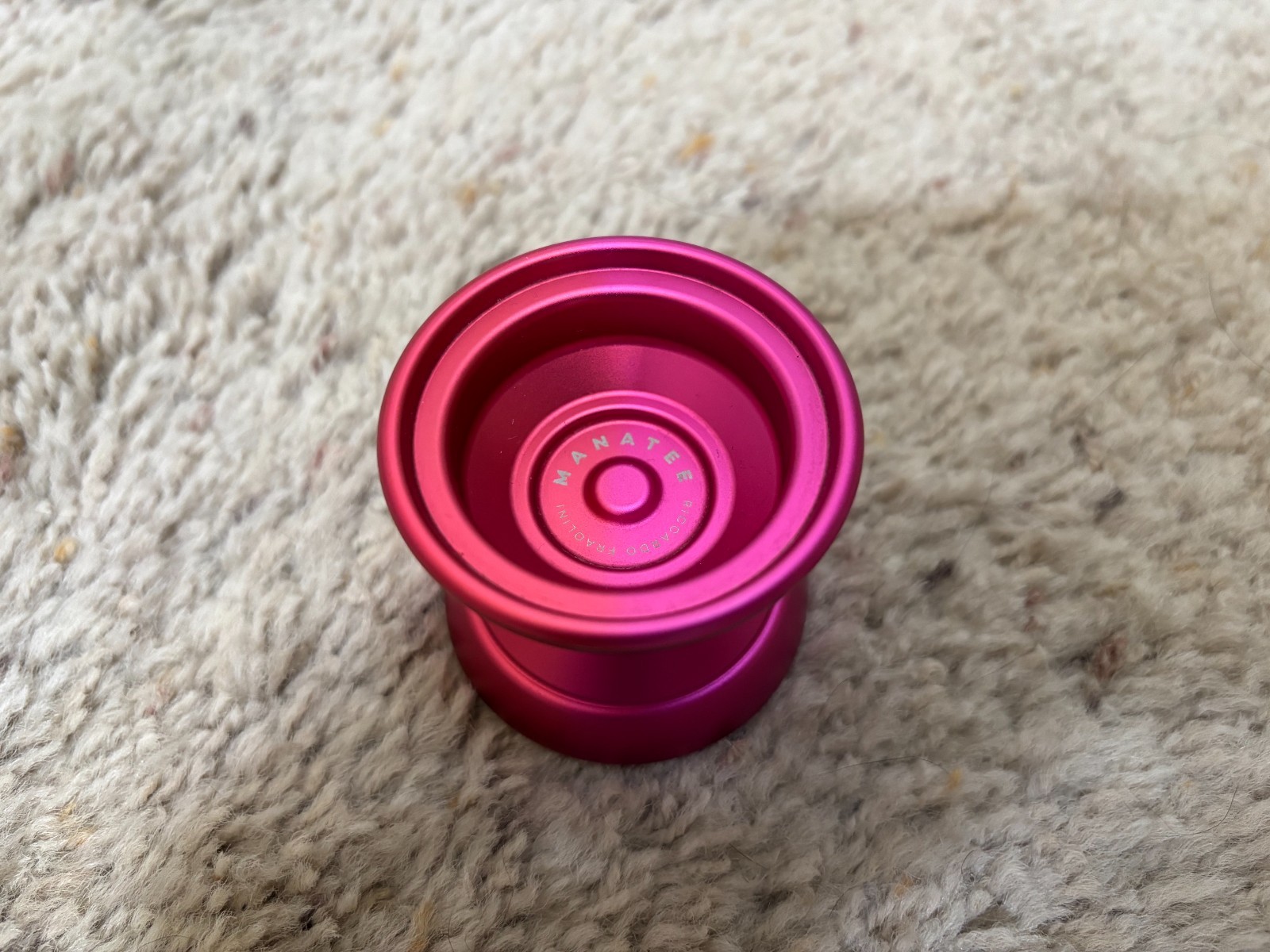 CLYW Manatee Yoyo. Salmon Fade colorway. Unresponsive