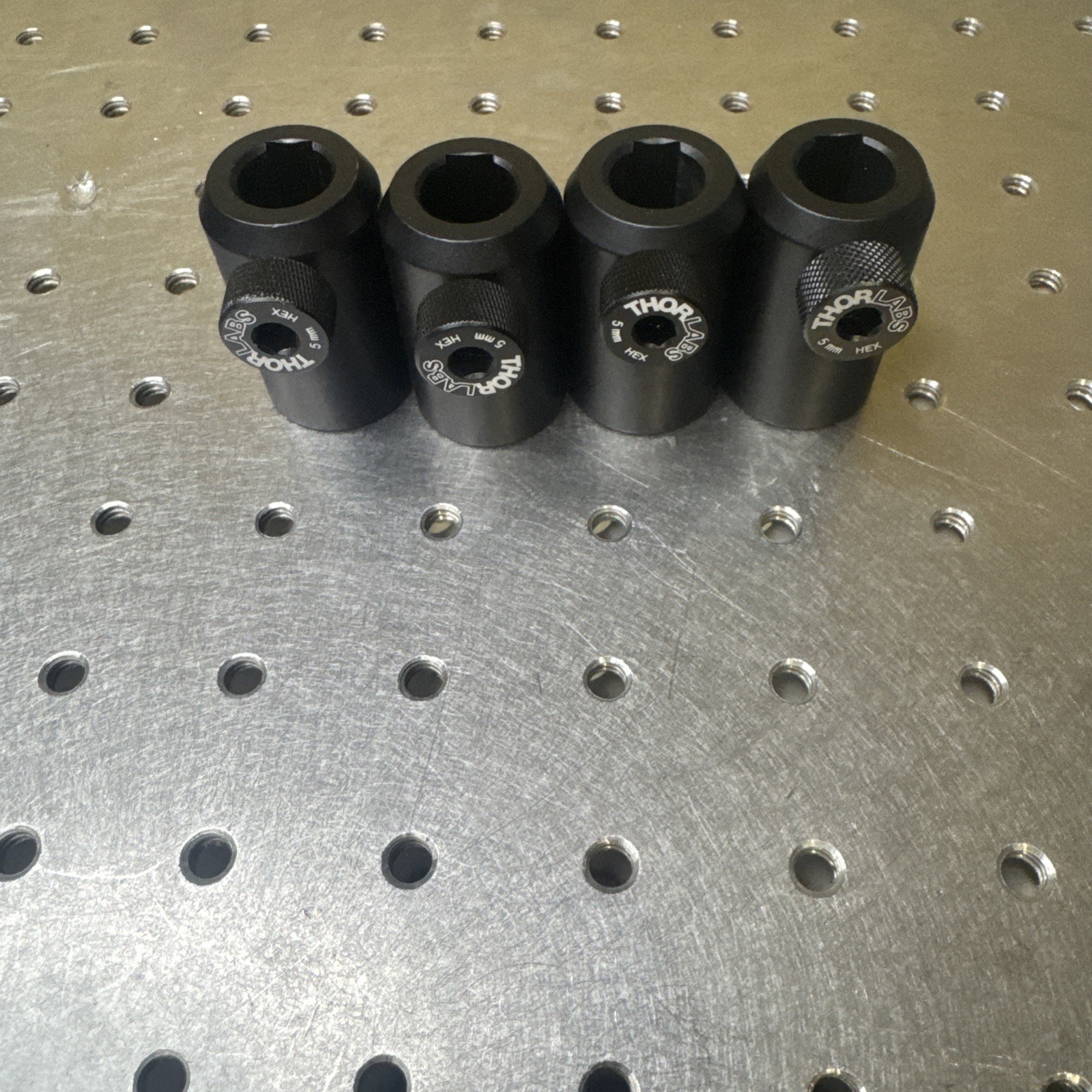 Thorlabs PH40/M - Ø12.7 mm Post Holder Lot Of 4