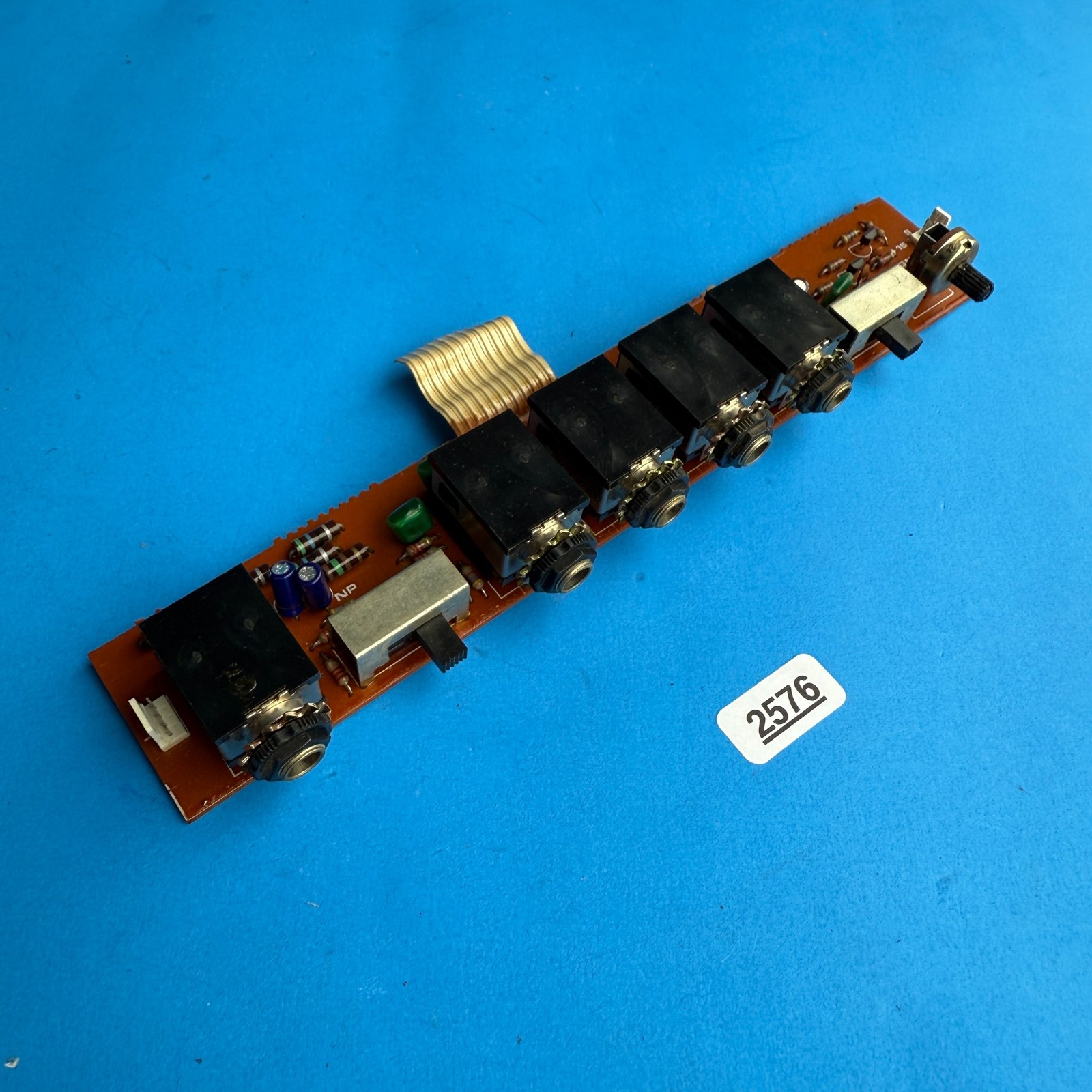 Vintage Roland HP-70 Electronic Piano Part Phones Socket Input Output Tune Board