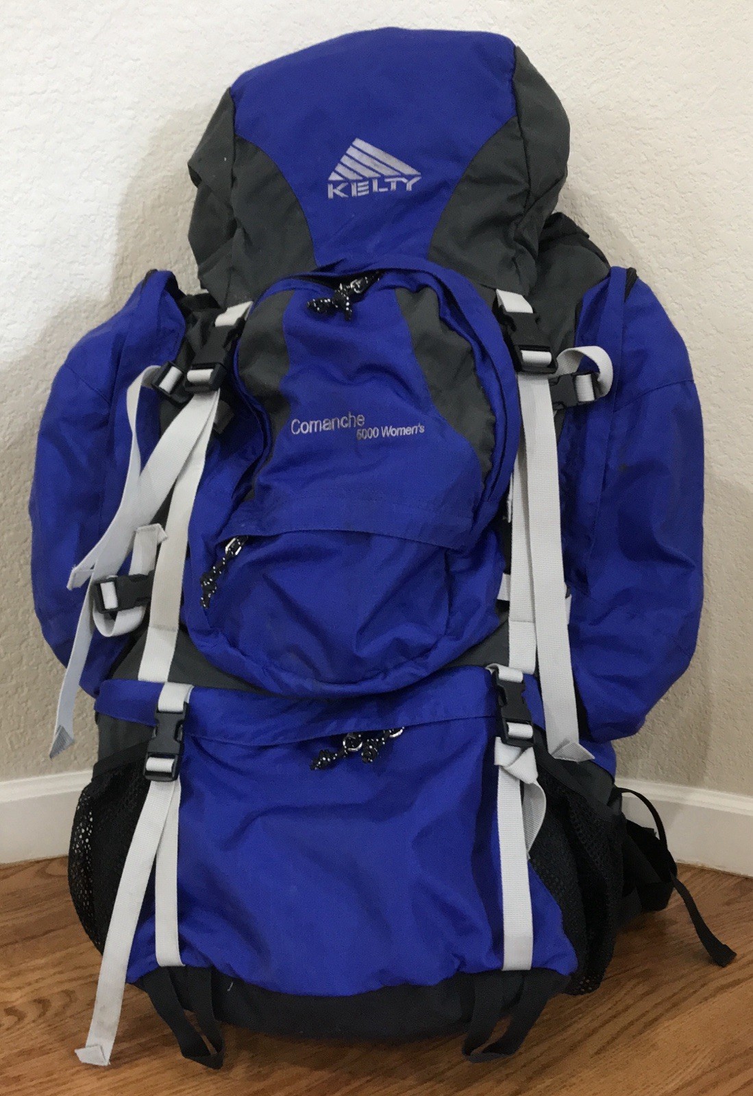 Kelty Comanche 5000 Womens Backpack Blue Hiking Internal Frame Day Outdoor