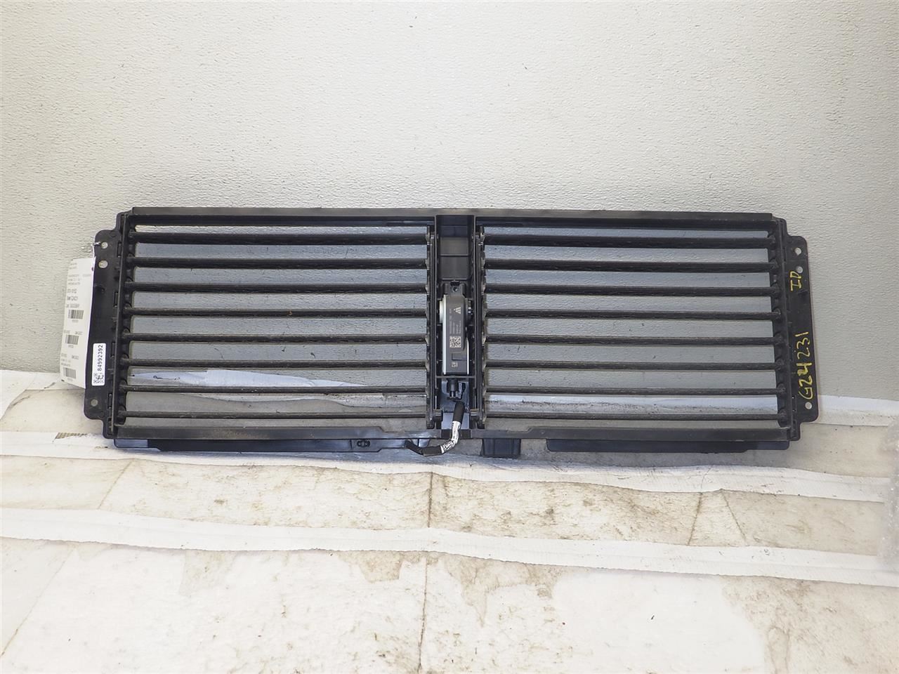 2023 Equinox Upper Air Shutter 1621528