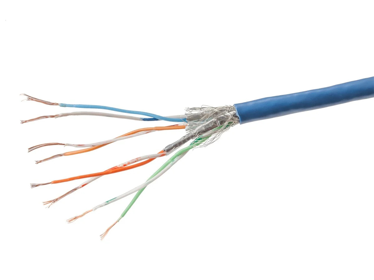 Monoprice Cat7 Ethernet Patch Cable - 3 feet - Blue | Flexboot RJ45 Stranded
