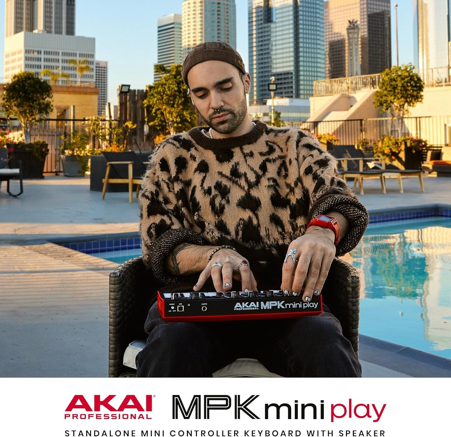 Compact 25-Key USB Keyboard Controller with MPC Pads