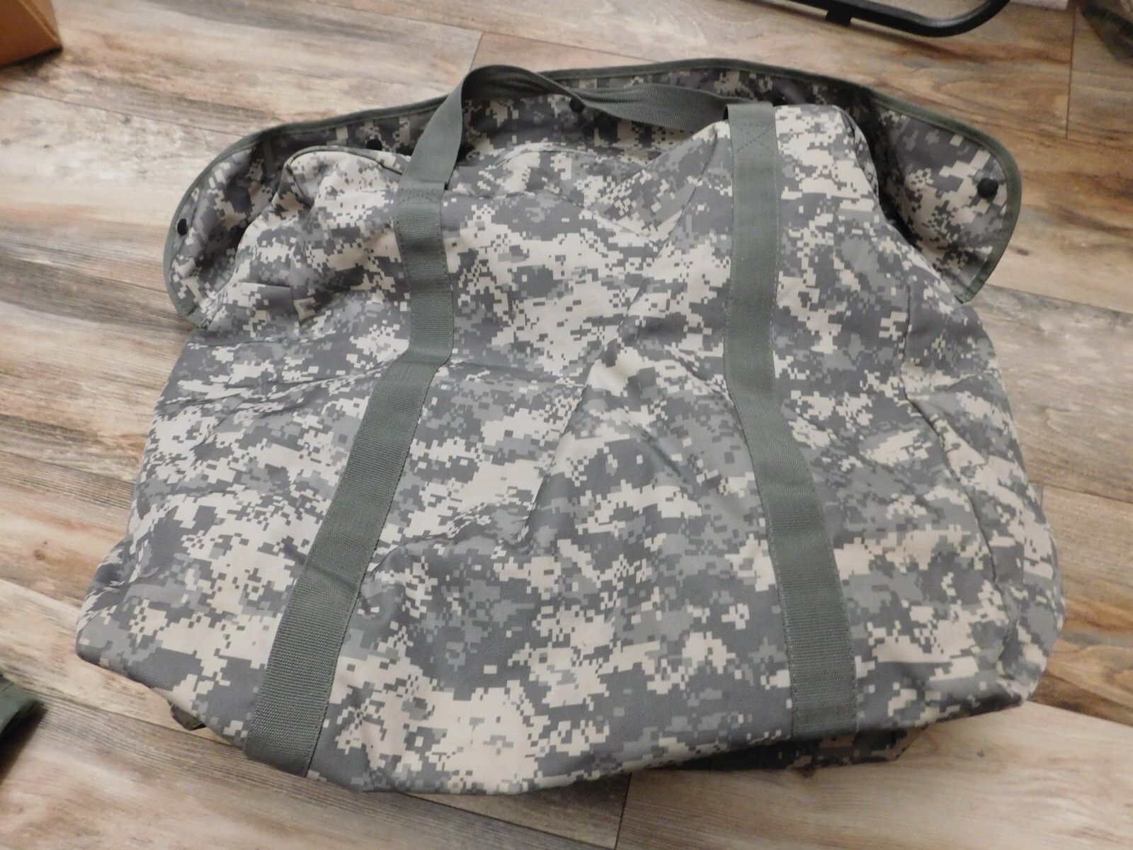 FLYING CIRCLE ACU FLYER'S KIT BAG