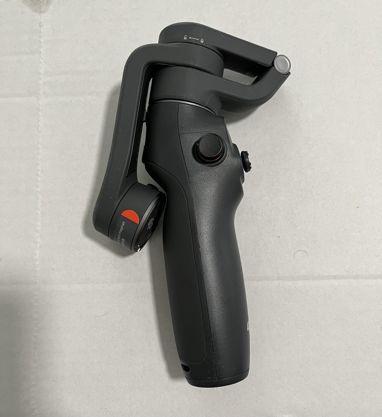 DJI Osmo Mobile 6 3-Axis Smartphone Gimbal Stabilizer Slate Gray