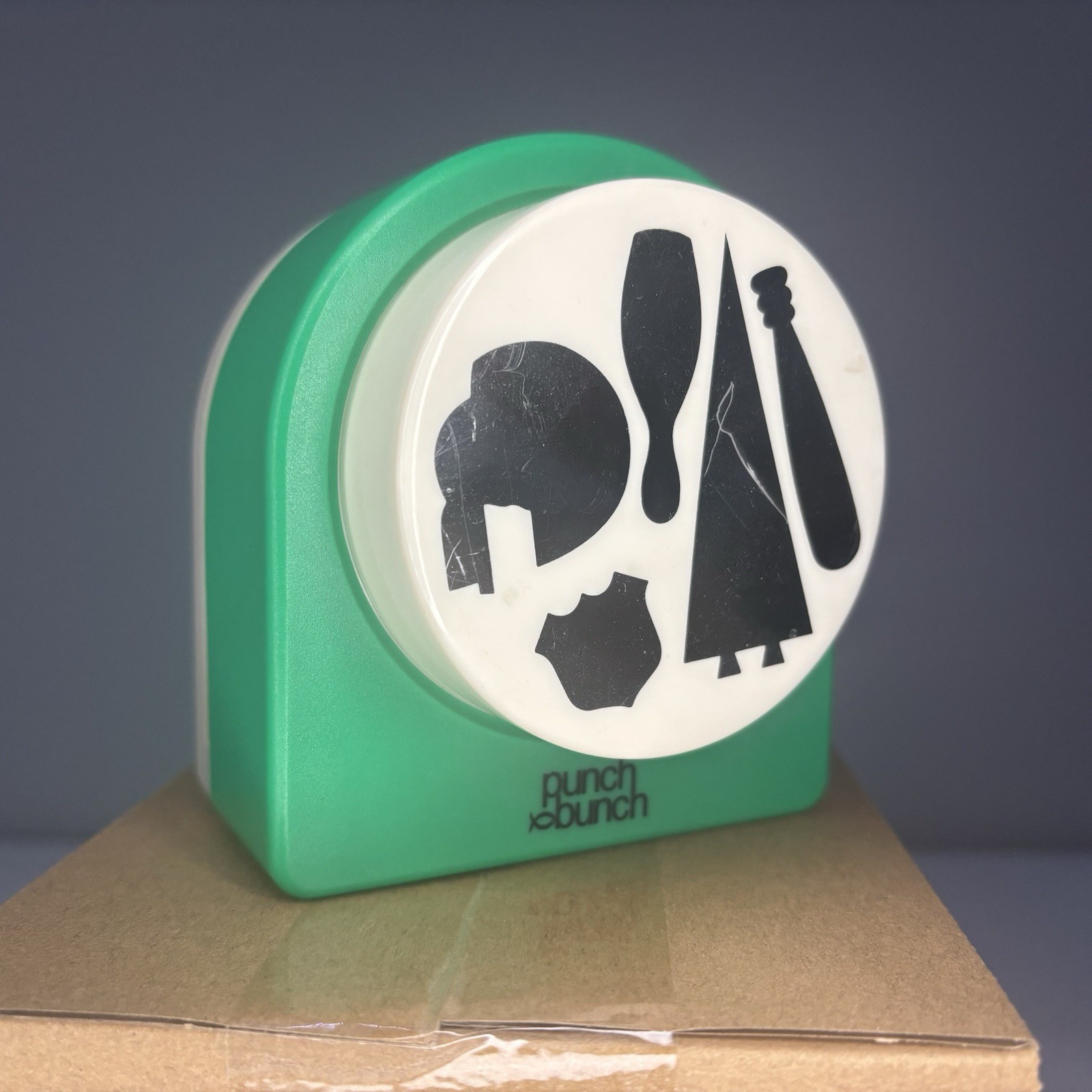 SUPER JUMBO MULTI SPORTS PAPER PUNCH