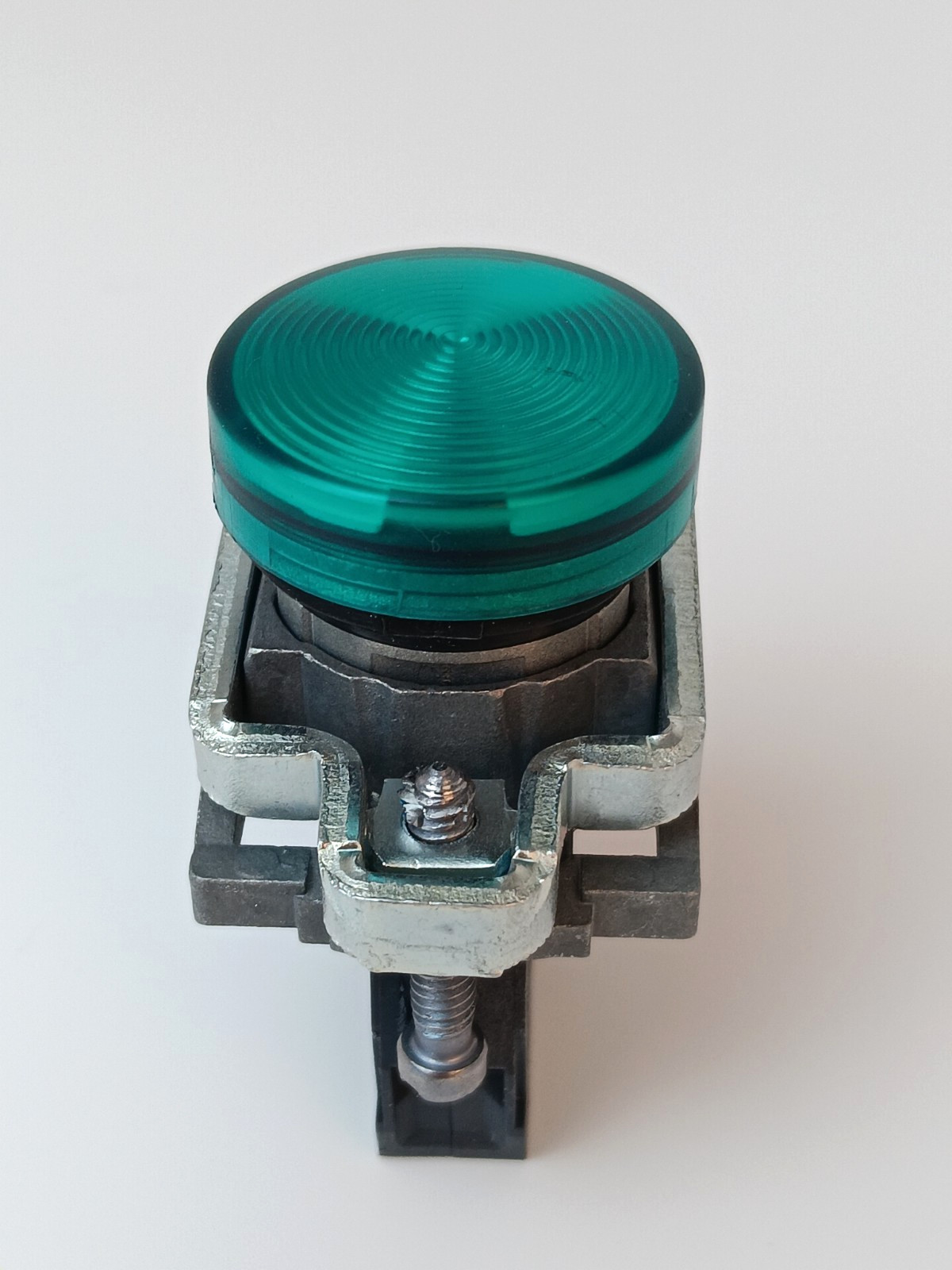 Schneider Electric ZBV-G3 Green Pilot Light 120VAC LED Panel Mount
