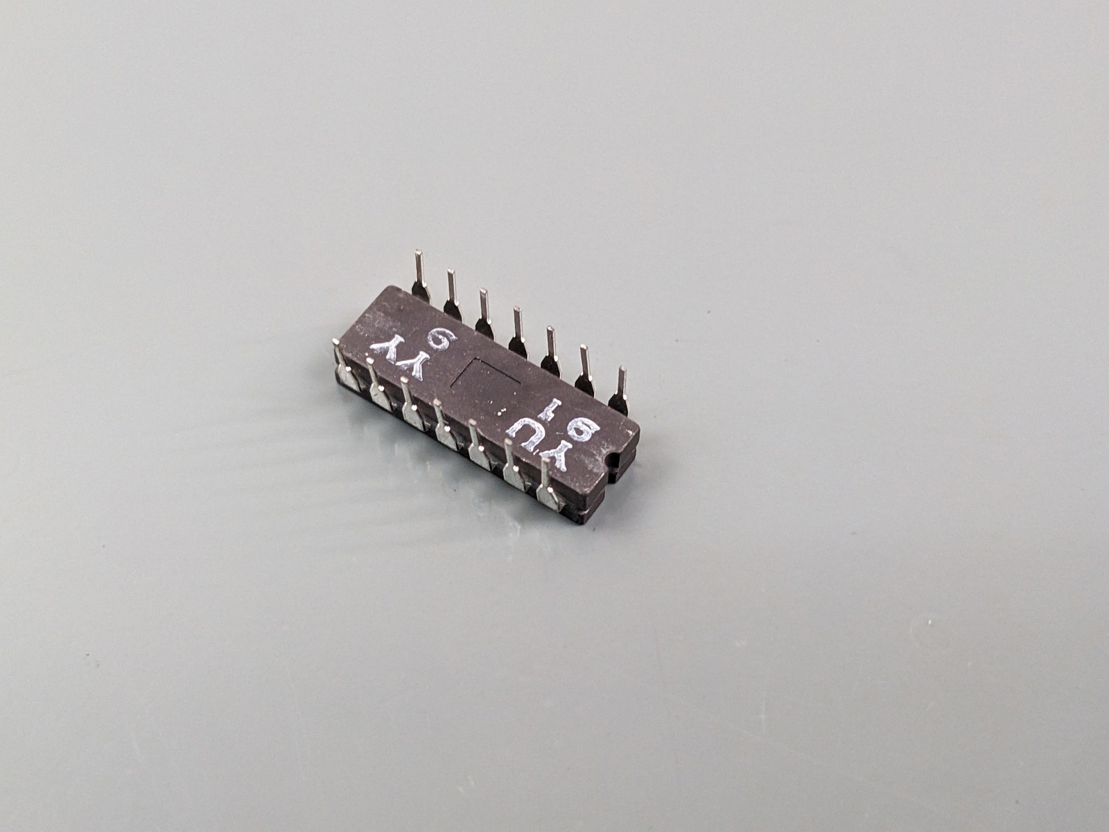 (10) CD4030 ICs Quad XOR Gate, RCA, NOS Ceramic CD4030BFX