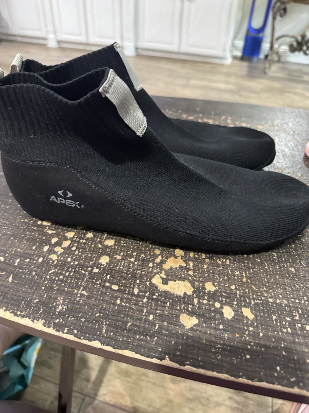 Apex Basis Slip On House Shows For Custom Orthotics