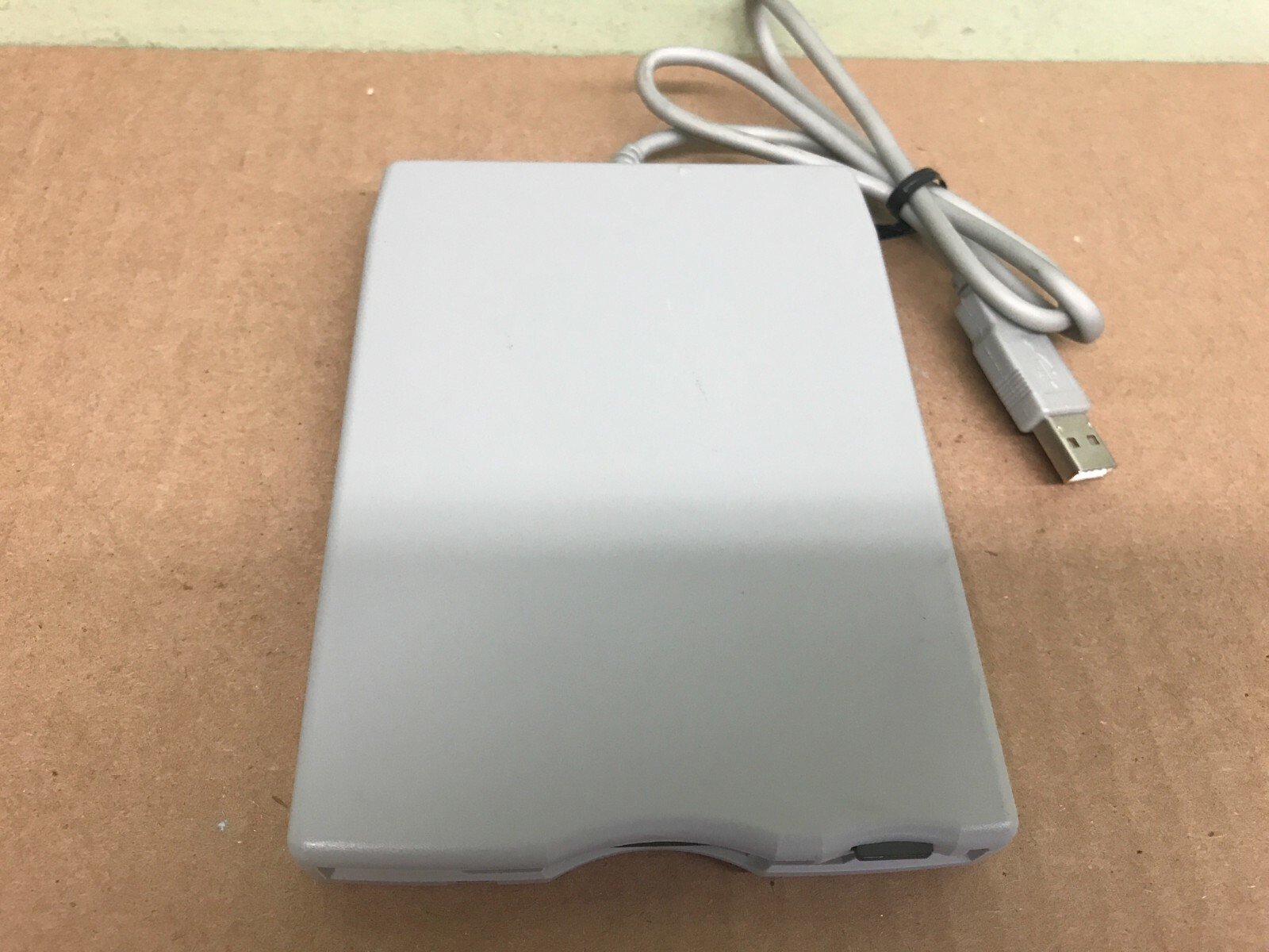 SmartDisk External Floppy Drive FDUSB-TM2 Mitsumi Model # D353FUE