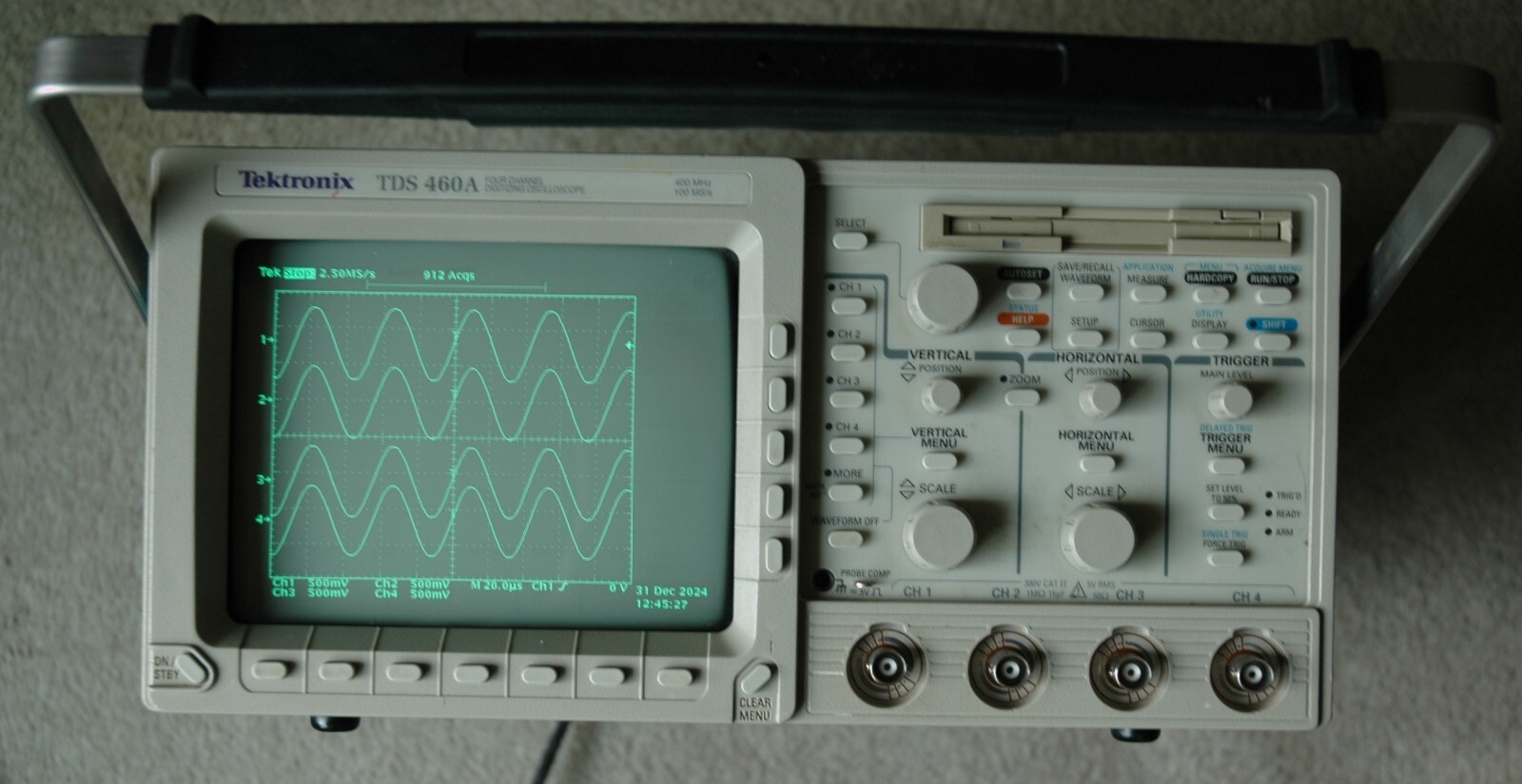 Tektronix TDS460A TDS 460A 400Mhz Digital Oscilloscope GPIB VGA Power Cord