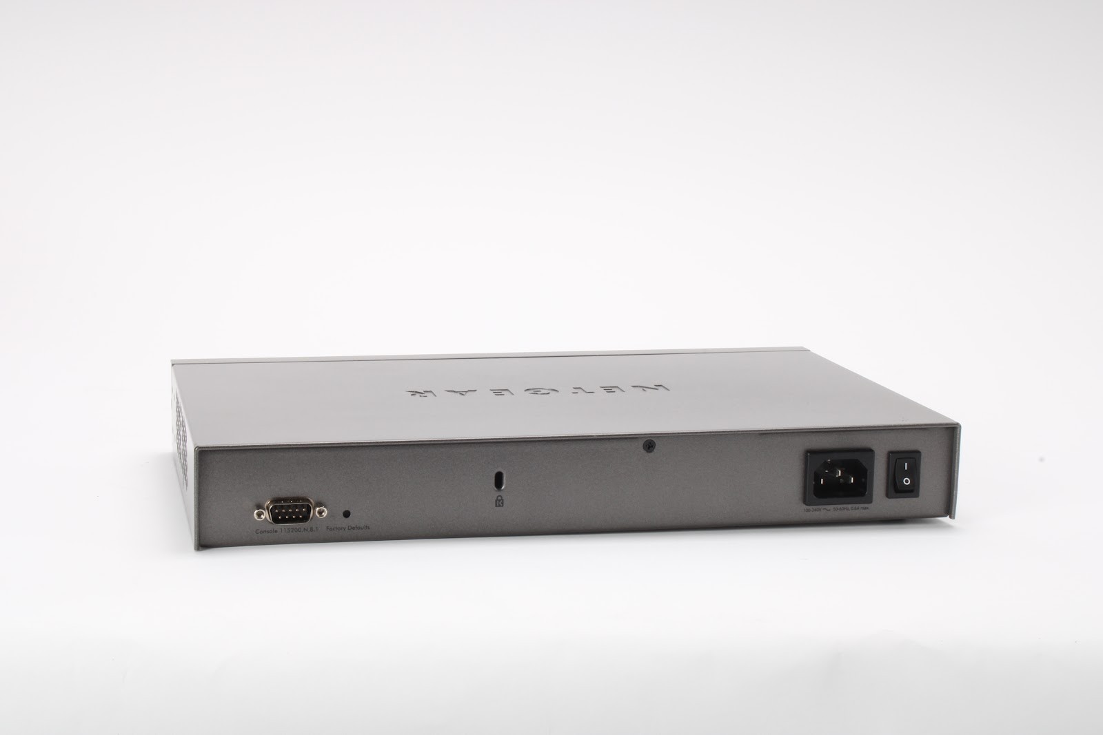 NETGEAR SRX5308 Prosafe Gigabit Quad WAN SSL VPN Firewall With Accessories