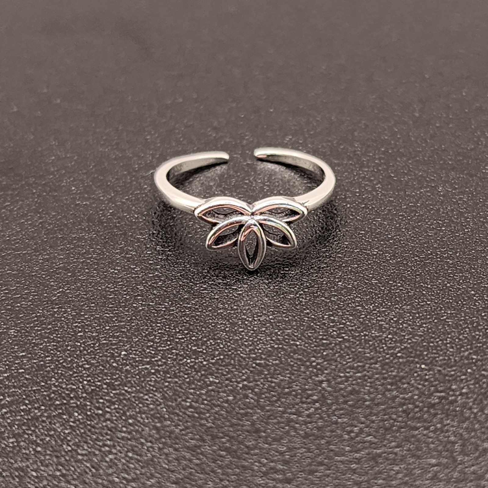 925 NEW Sterling Silver TOE ring LOTUS 6mm