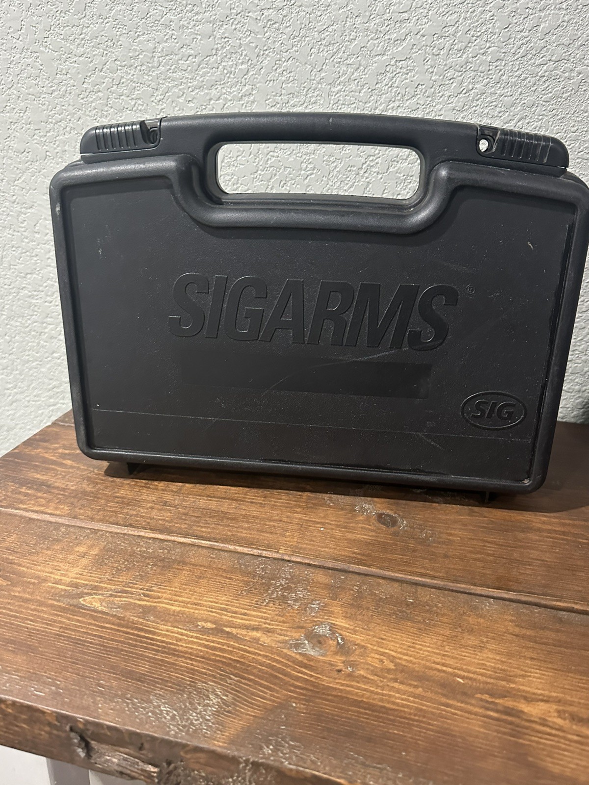 SIGARMS Hard Plastic Pistol Case W/ Foam Insert Padded Interior & Trigger Lock