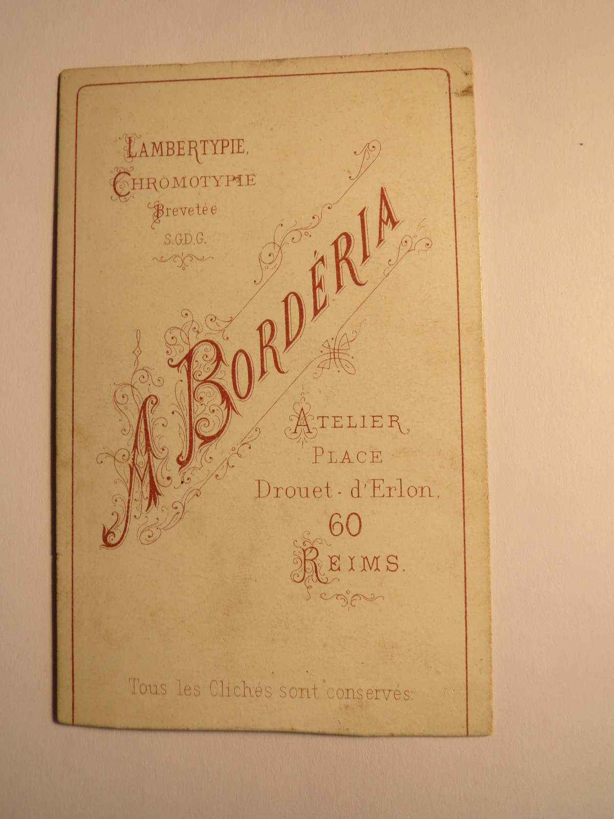 Reims - young woman - portrait / CDV lamb type chromotype