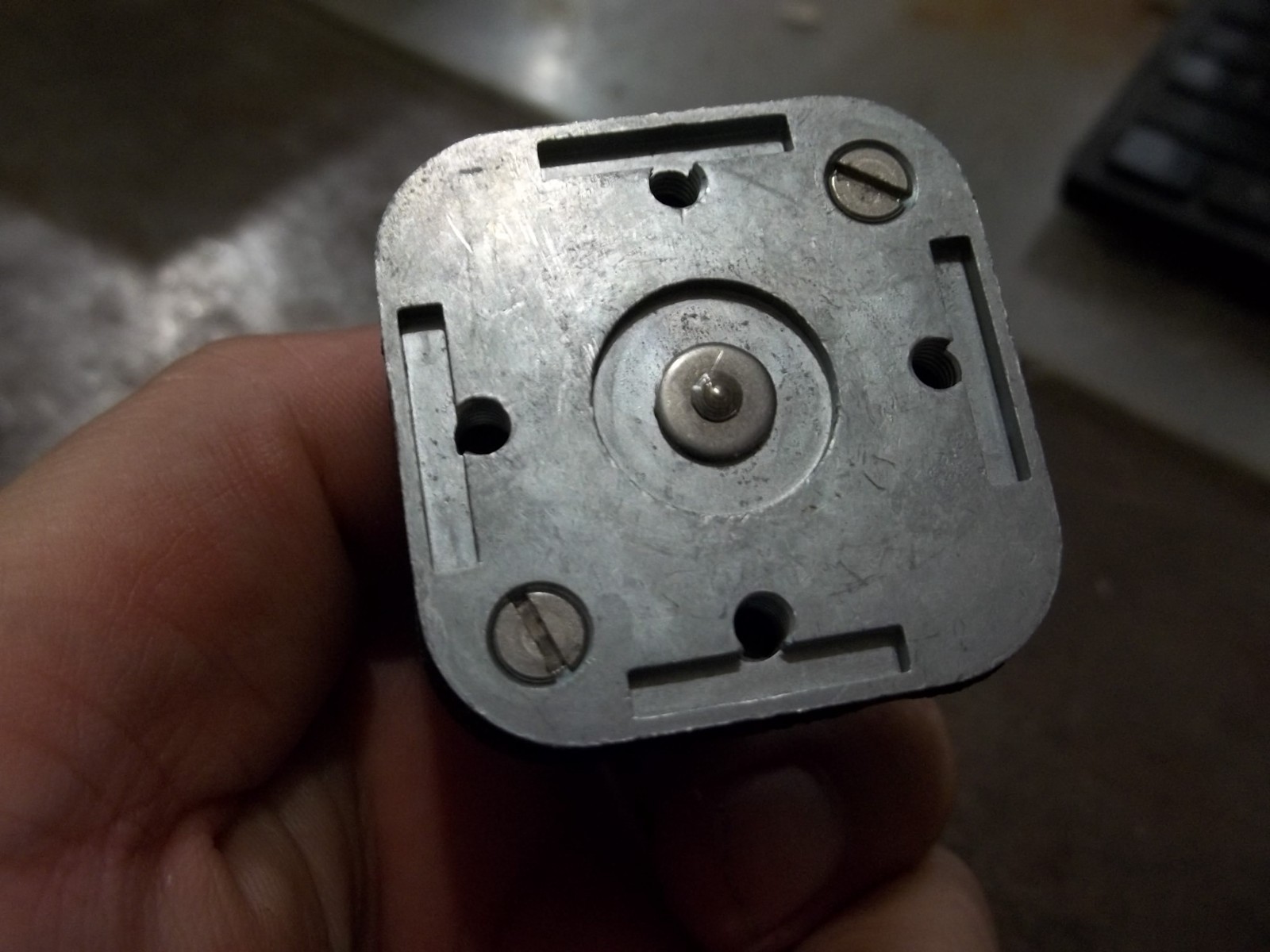 NIB NUMATICS 212-111 PUSHBUTTON OPERATOR ASSEMBLY (WL19-2)