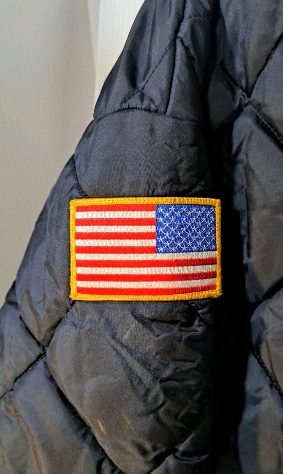 Lowell MA Fire Dept Game The Bravest Quilted Jacket Eng 11 Men 2XL US Flag