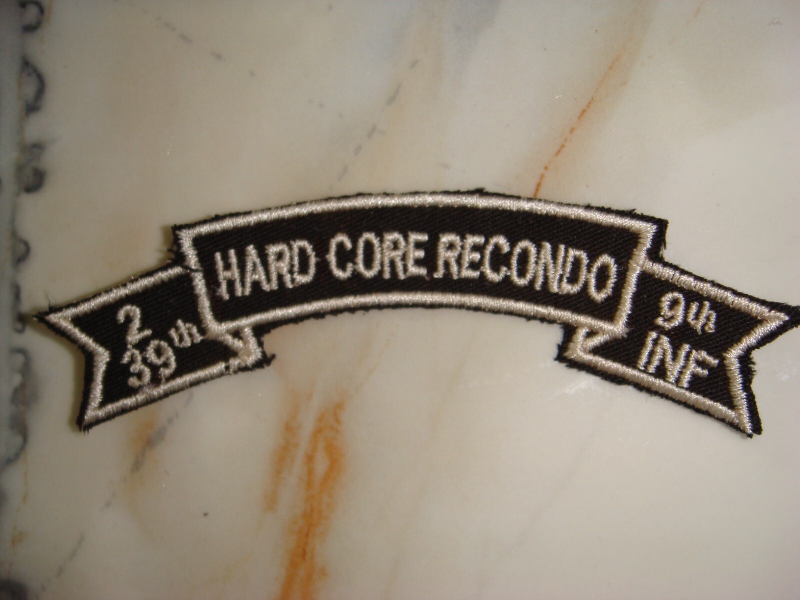 US 2.39th HARDCORE RECONDO 9th INFANTRY, VIETNAM WAR PATCH