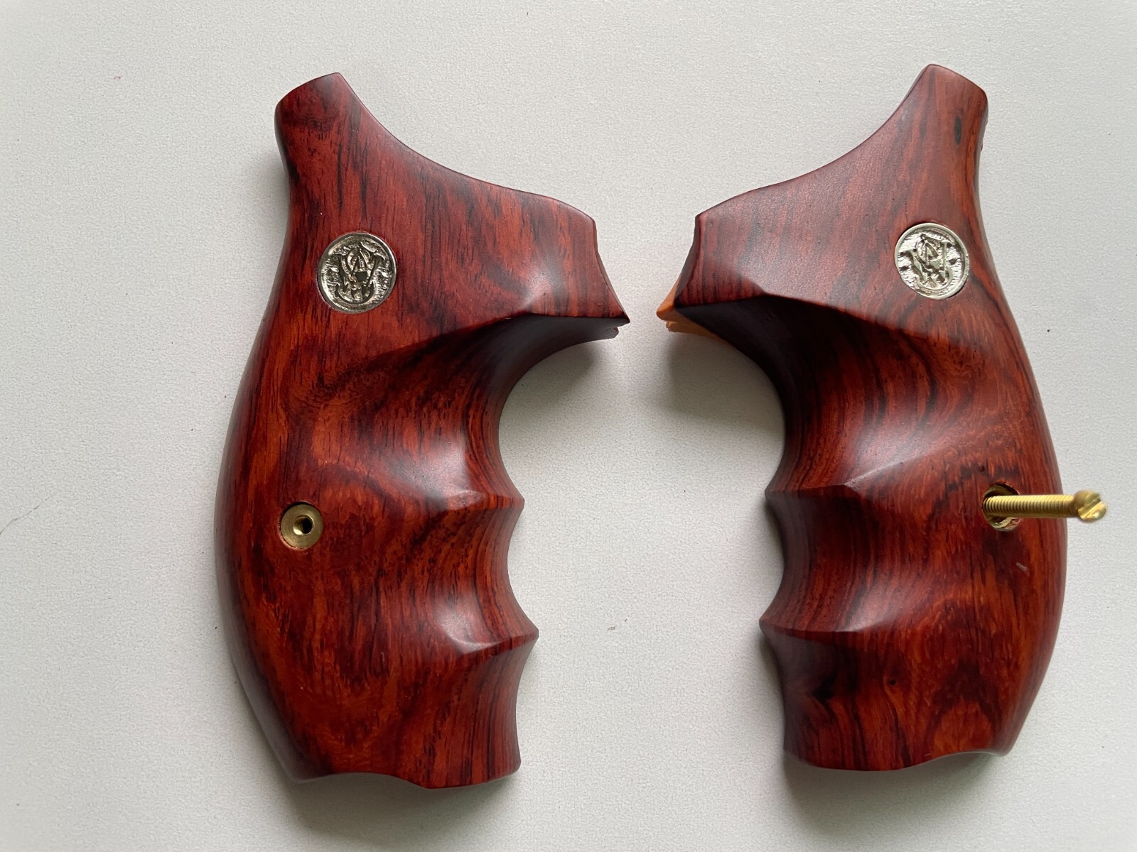 Gorgeous Bantam Handle Grip For S&W, K/L Frame Round Butt Smooth Hardwood Craft
