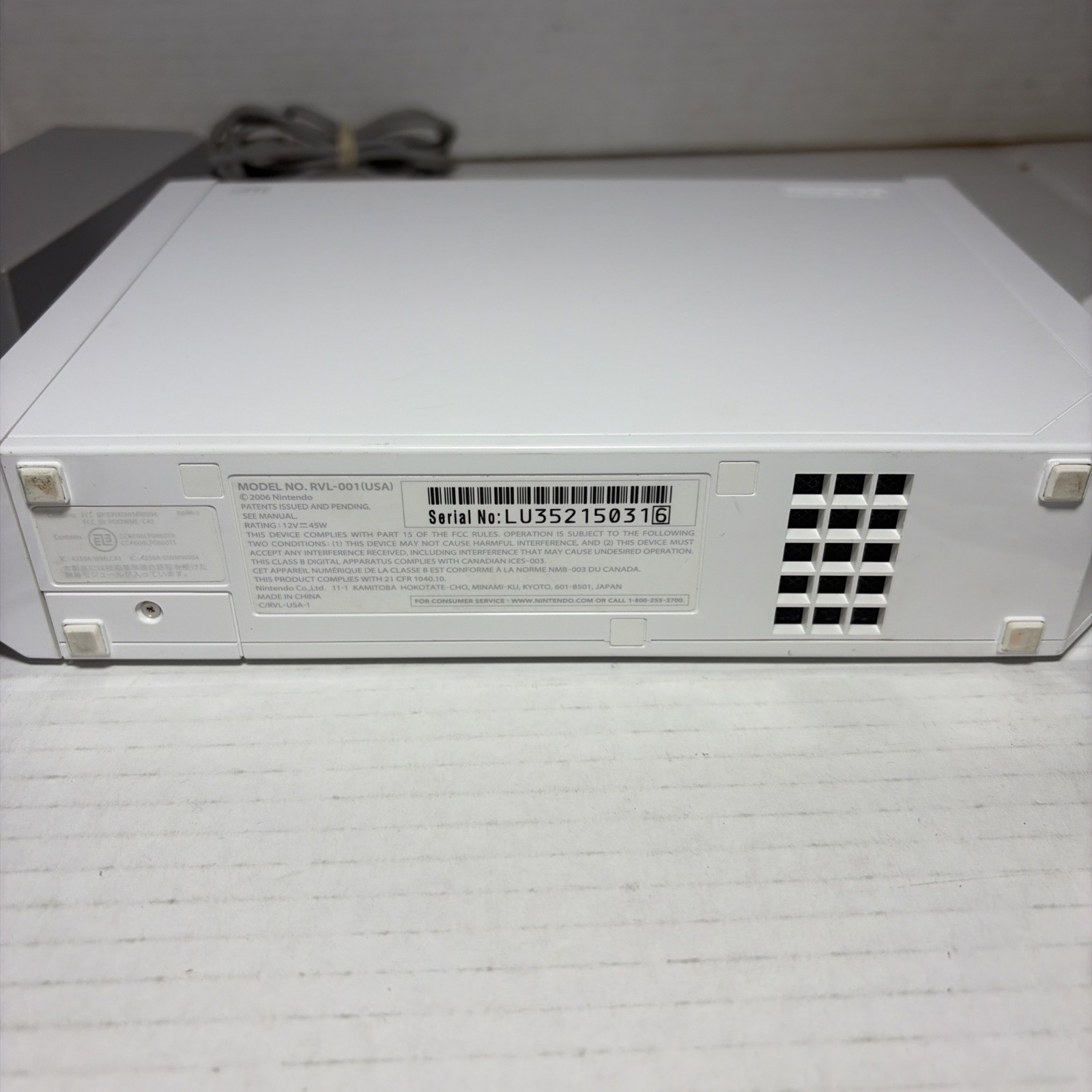 Nintendo Wii Video Game Console Working With Cables, 1 Controller. Read