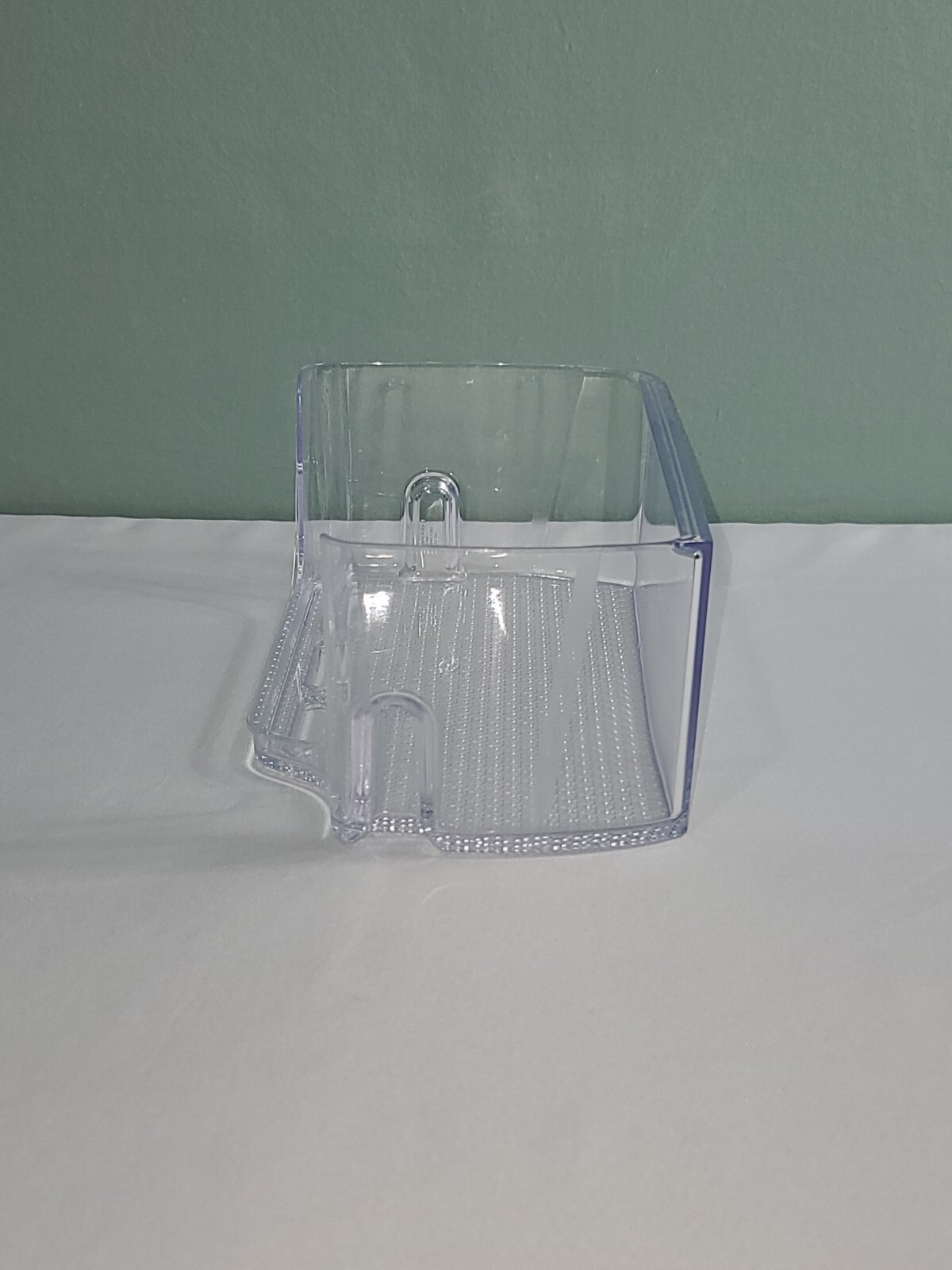 DA97-20641A SAMSUNG REFRIGERATOR FREEZER DOOR BIN LEFT SIDE