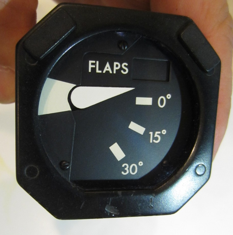 FLAP POSITION GAUGE MADE IN FRANCE P/N 4679-764-80-10 MORS AERONAUTIQUE