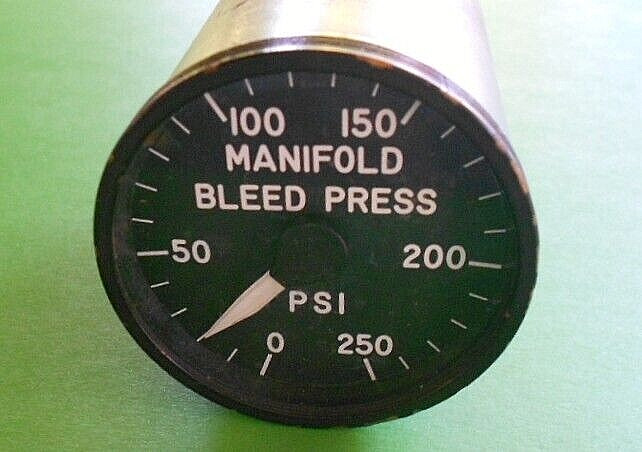 MANIFOLD BLEED PRESSURE INDICATOR Honeywell  27909A47A2A3 / NSN 6685-00-043-4140