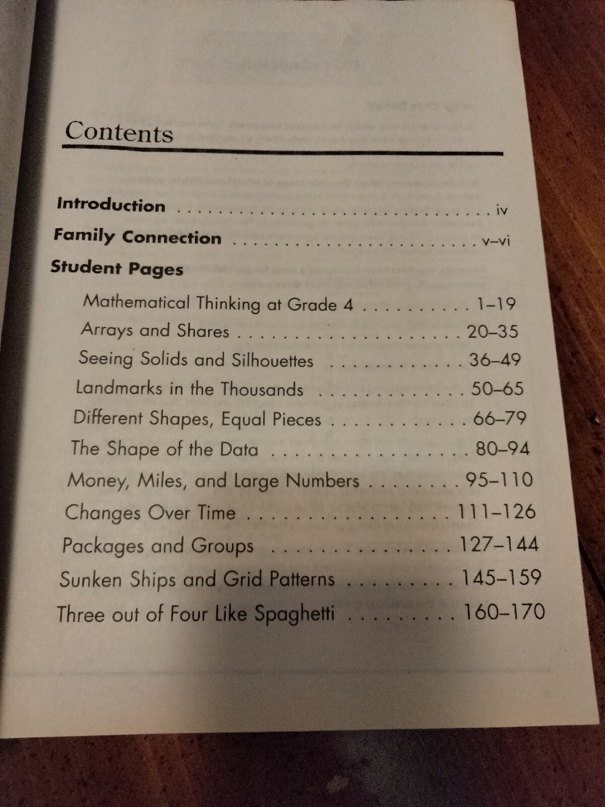 Today's Math 4 Student Workbook: Investigations in Number, Data and Space
