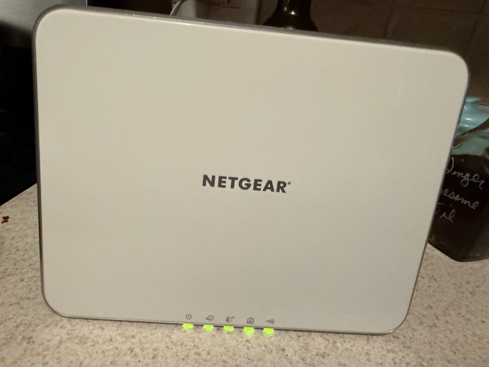 NETGEAR VMB3000 Arlo Wireless Security Base station 8667 Used Tested