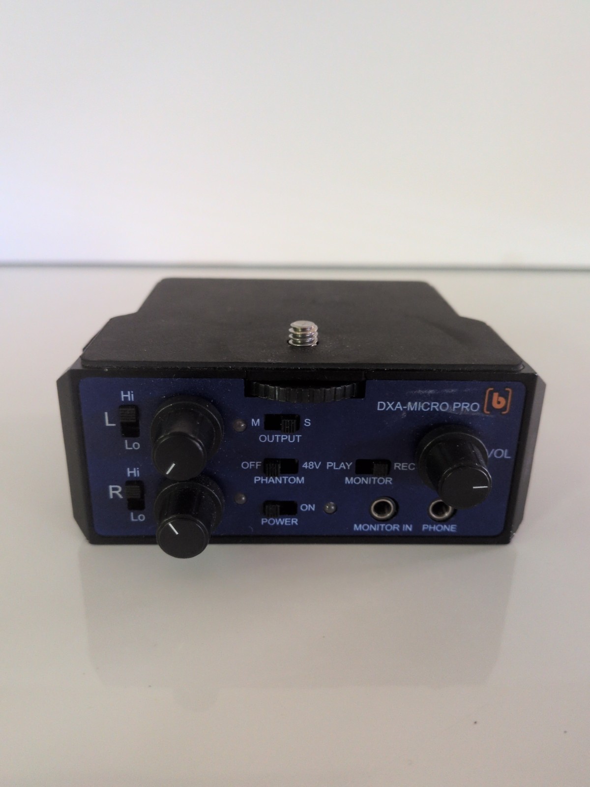 Beachtek DXA-MICRO-PRO Active XLR Compact Adapter Excelent Condition No Box
