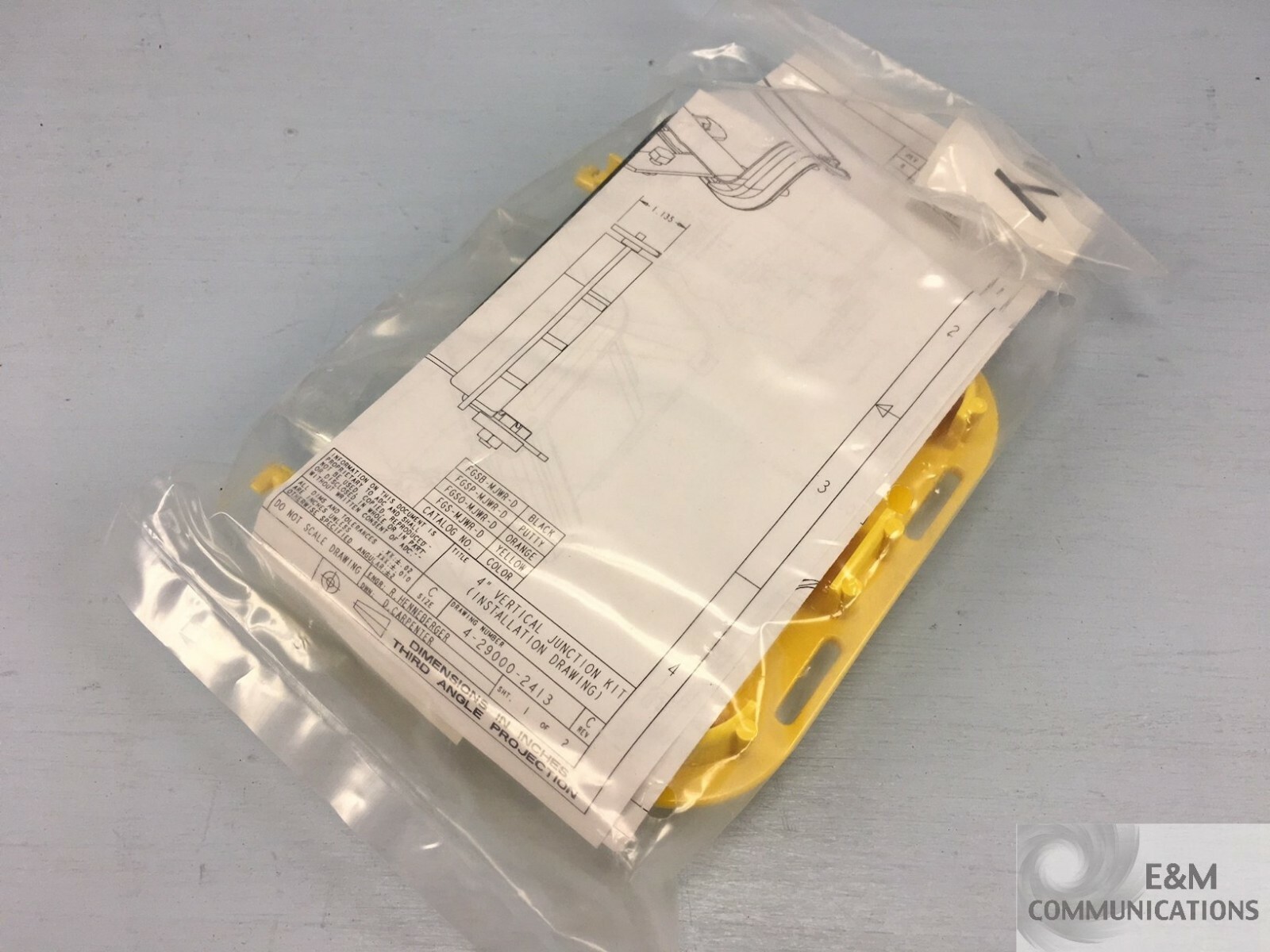 NEW FGS-MJWR-D ADC TE COMMSCOPE FIBERGUIDE 4" H X 4" W DUCT JUNCTION KIT YELLOW