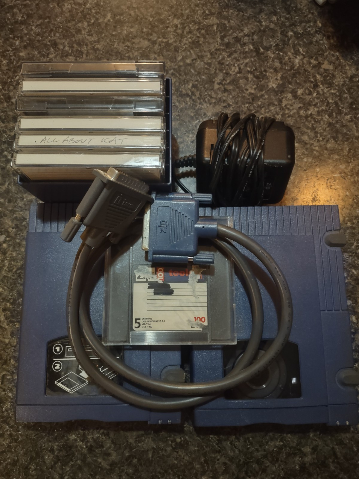 Iomega Zip Drives, Disc, Cord - used