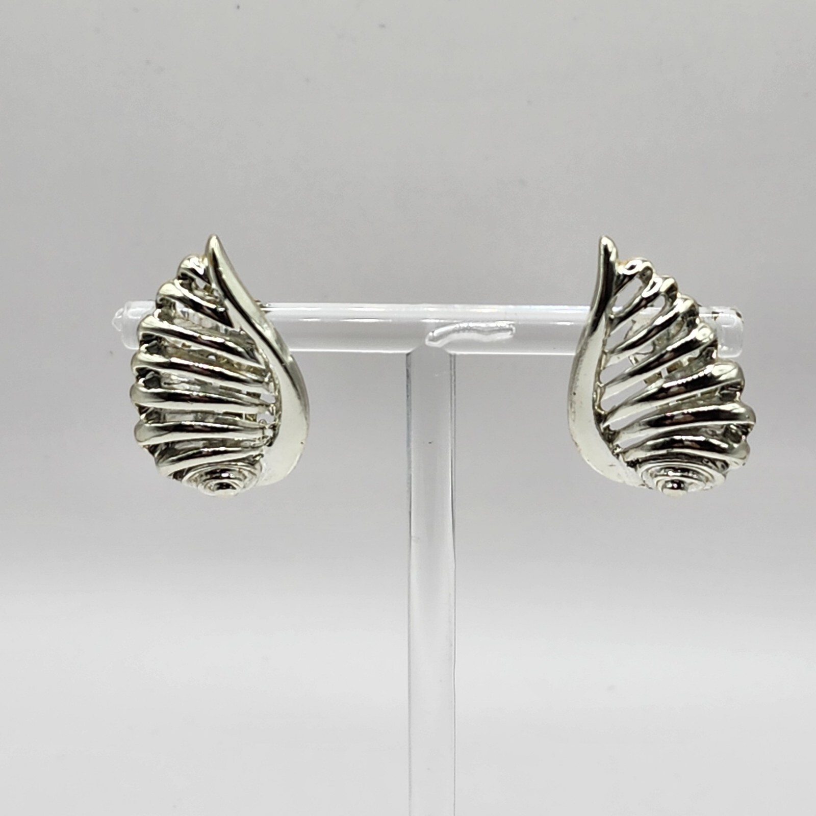 Lisner Silver Tone Clip On Earrings Signed
