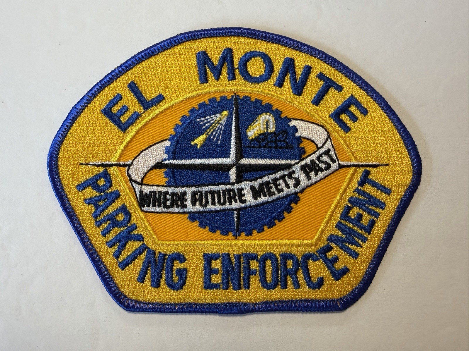 CALIFORNIA EL MONTE POLICE DEPT PARKING ENFORCEMENT PATCH LOS ANGELES COUNTY #D7