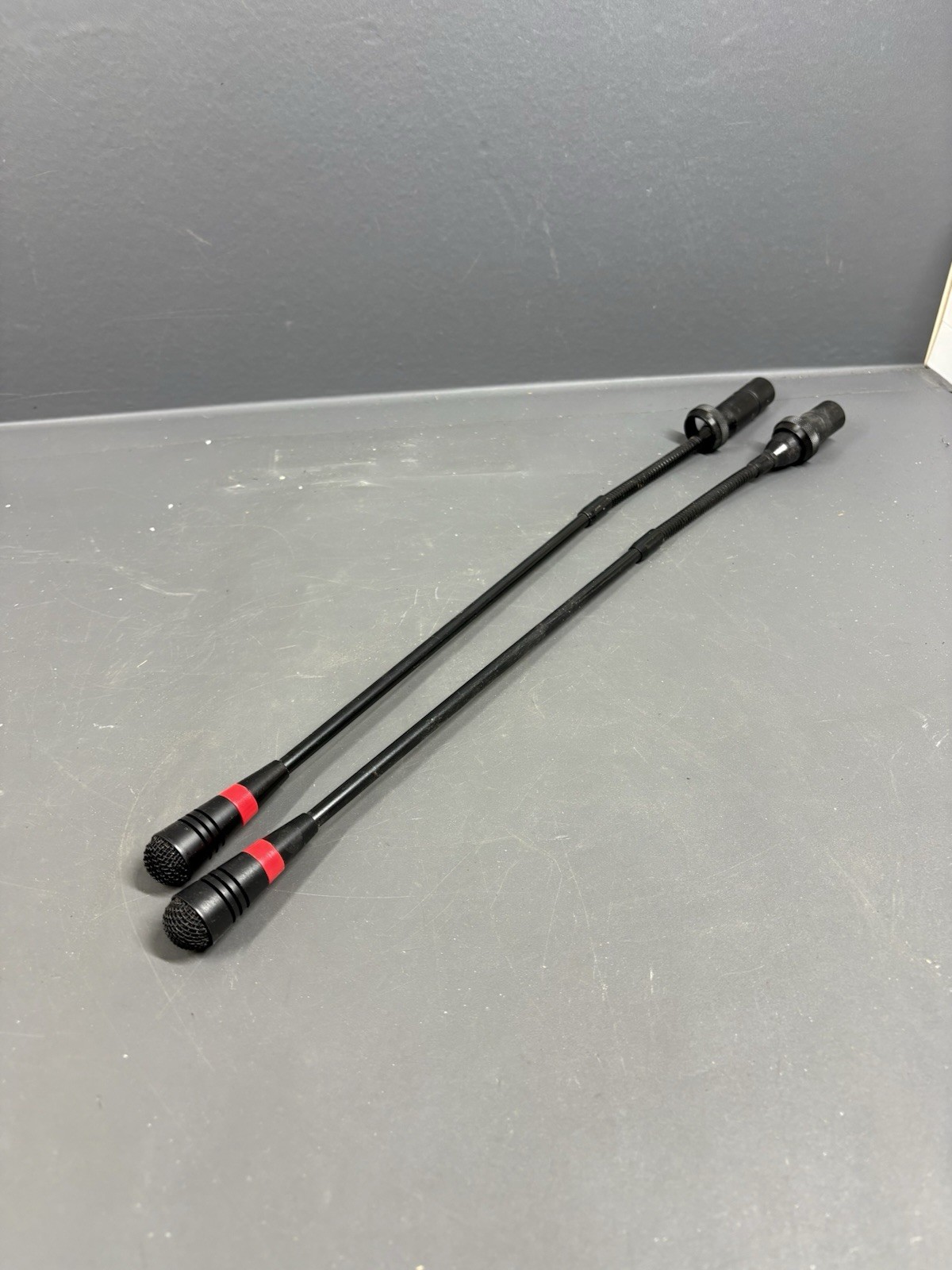 ECS 18" Adjustable 48 Volt Phantom Power Unidirectional Gooseneck Microphone