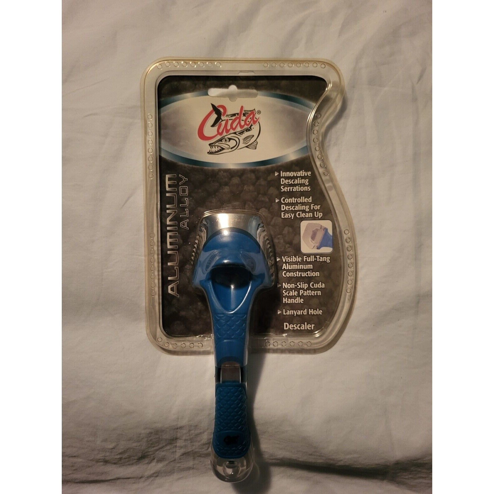 Camillus Cuda Fishing Brand Blue Aluminum Alloy Non-Slip Descaler 18115 New