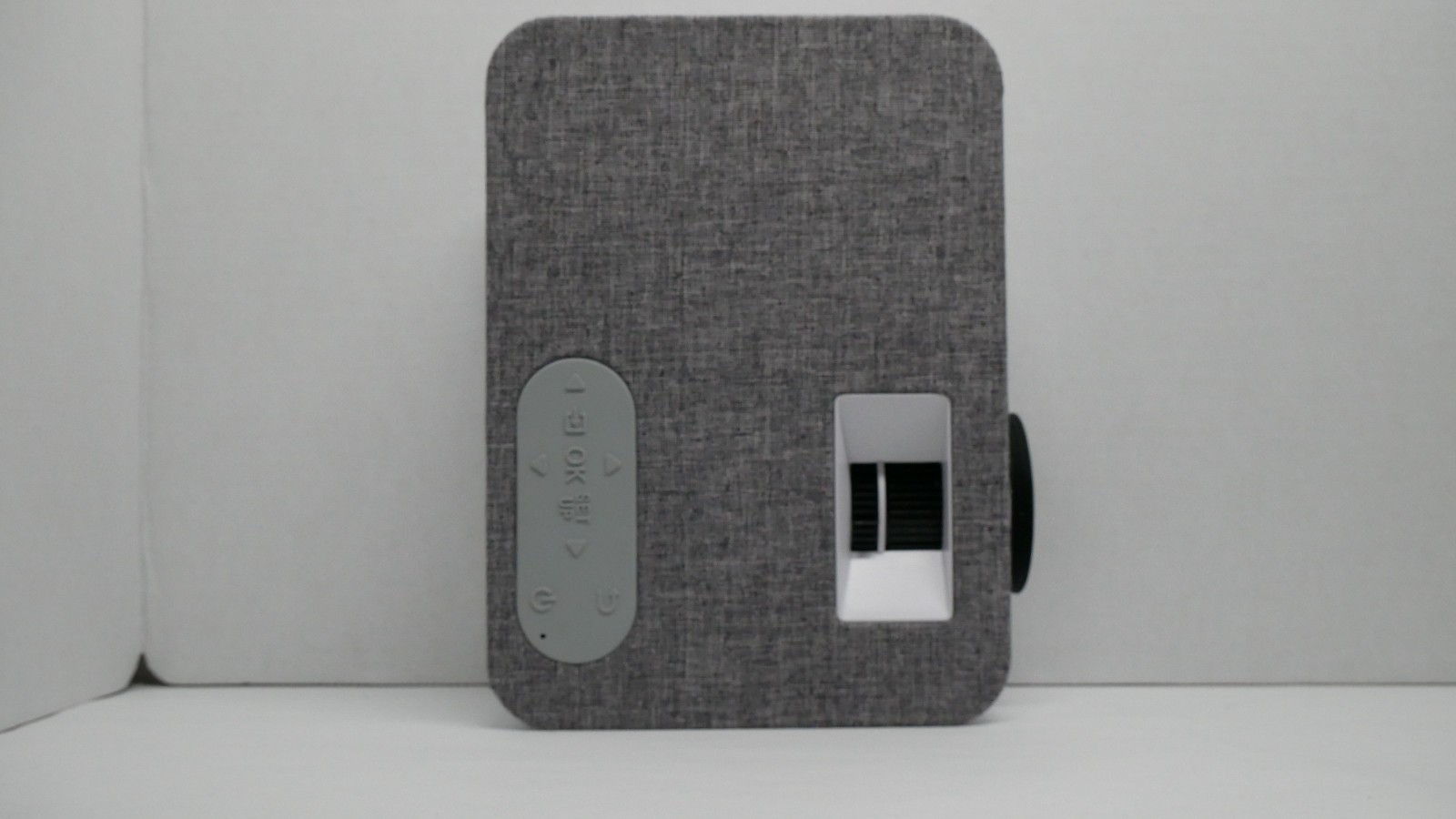 Projector magavox