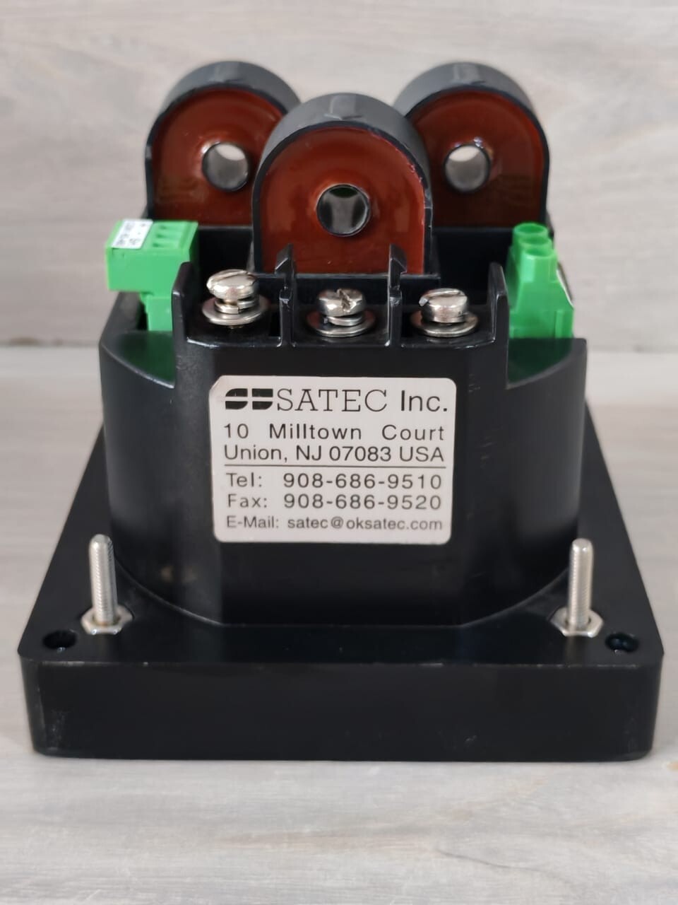 SATEC PM130EH-PLUS MULTI-FUNCTIONAL POWER METER 9VA 50/60Hz- W/ FILTHY BOX