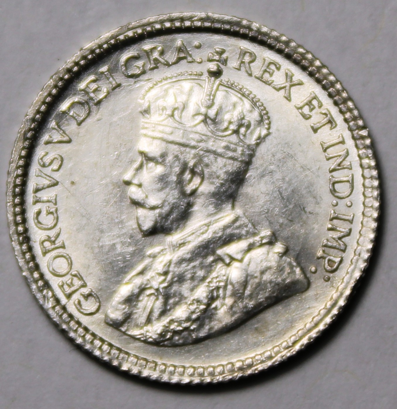 Canada 1917 Silver 5 Cents, Uncirculated, KGV (C732)