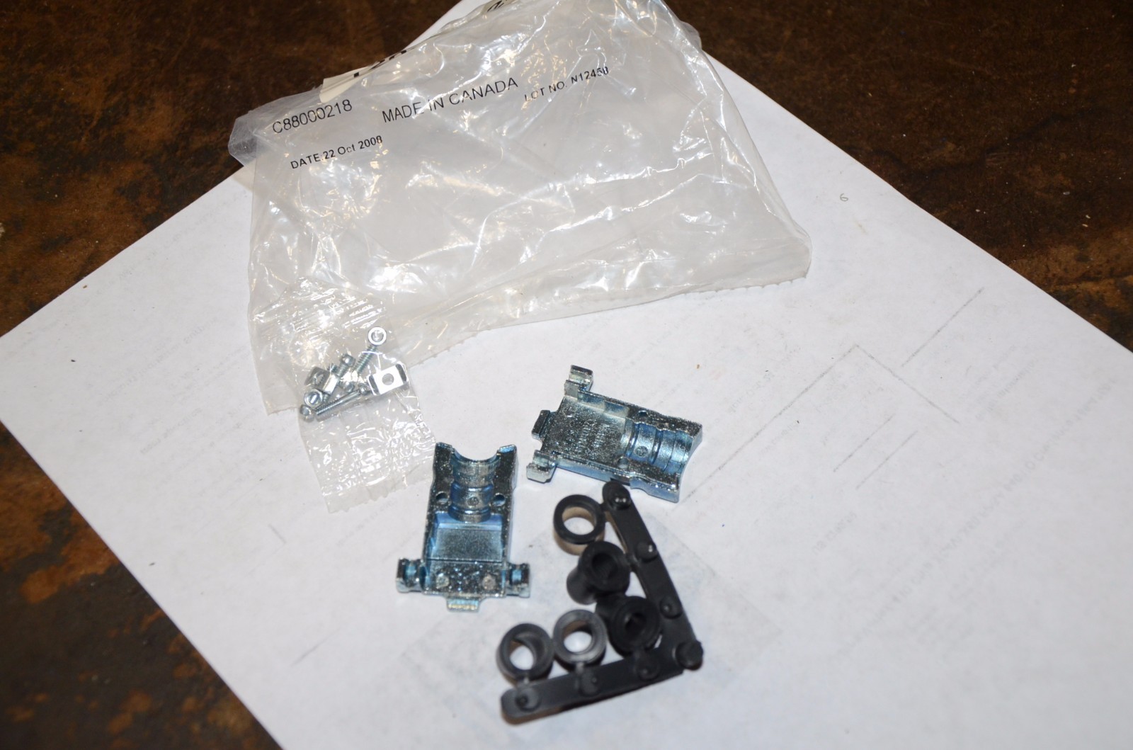 NORTHERN TECHNOLOGIES C88000218 DB9 DB 9 Metal BackShell NEW OPEN BOX